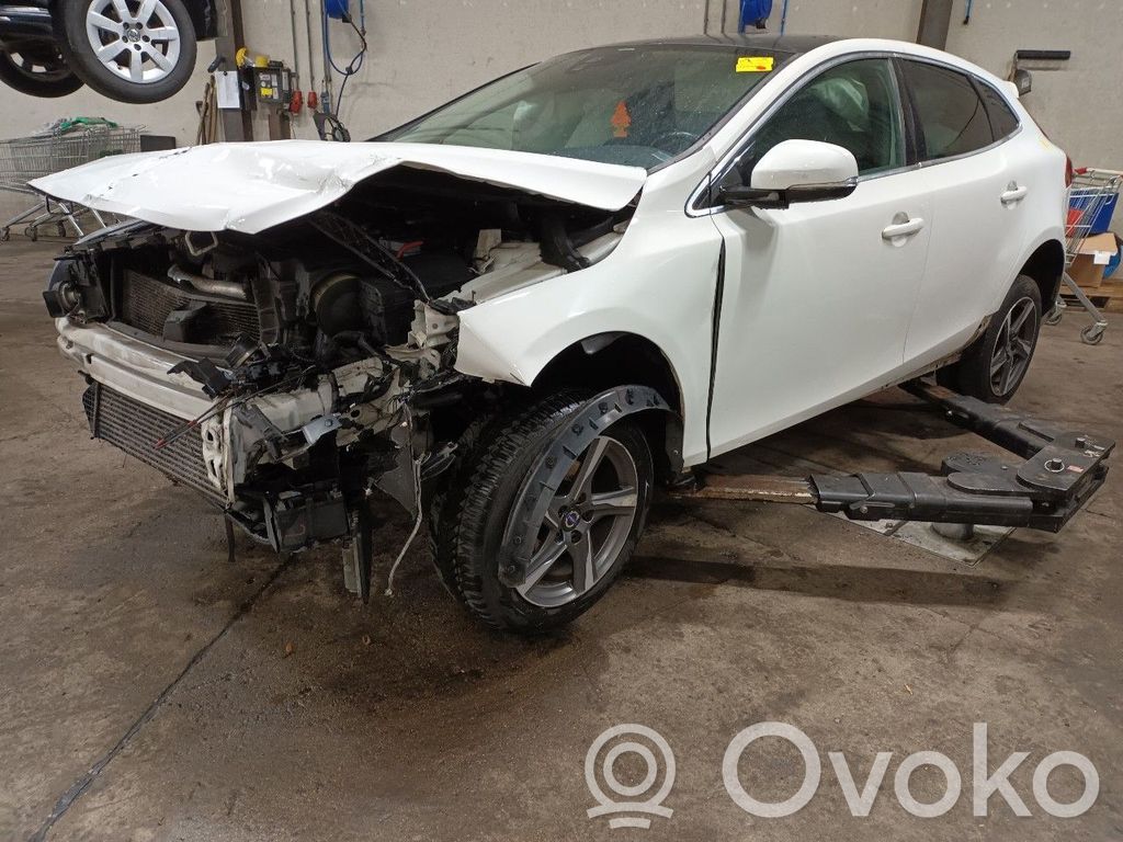 V40 S40, V40  31283340