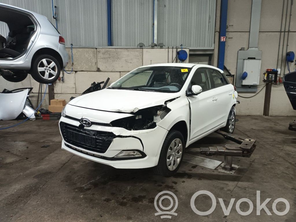 i20 Active i20