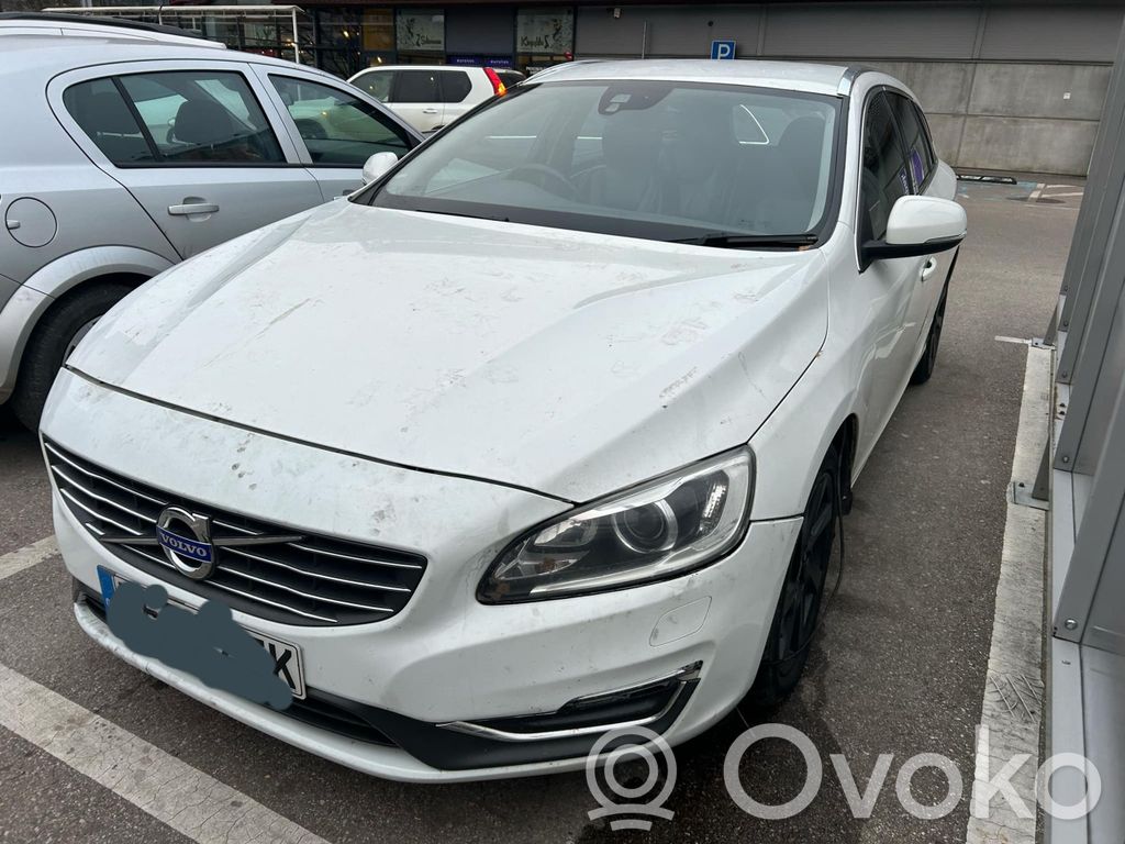 V60 V60, V60 Cross Country  31429141