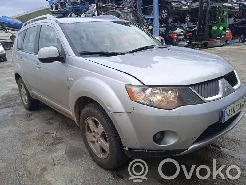 Outlander Outlander  1860A578