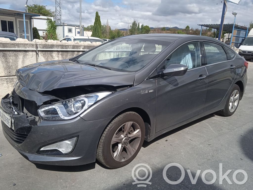 i40 i40  866113Z300
