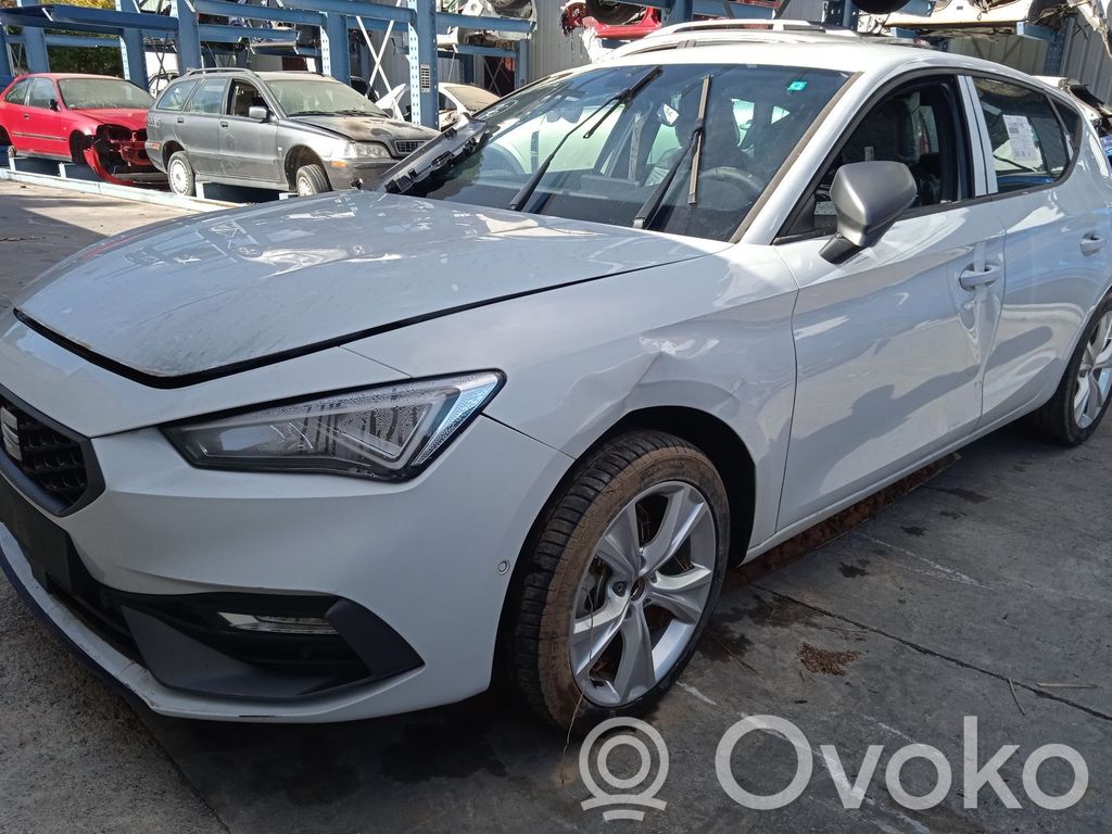 Leon IV Leon  2Q0907686G
