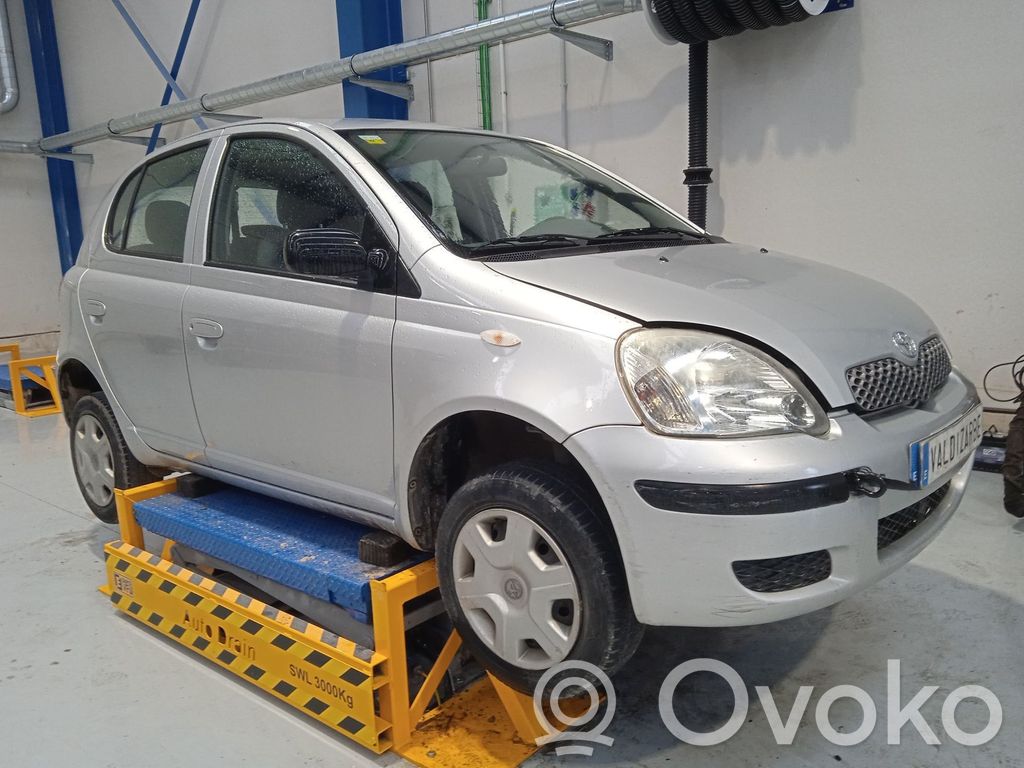Yaris Yaris  2706033020