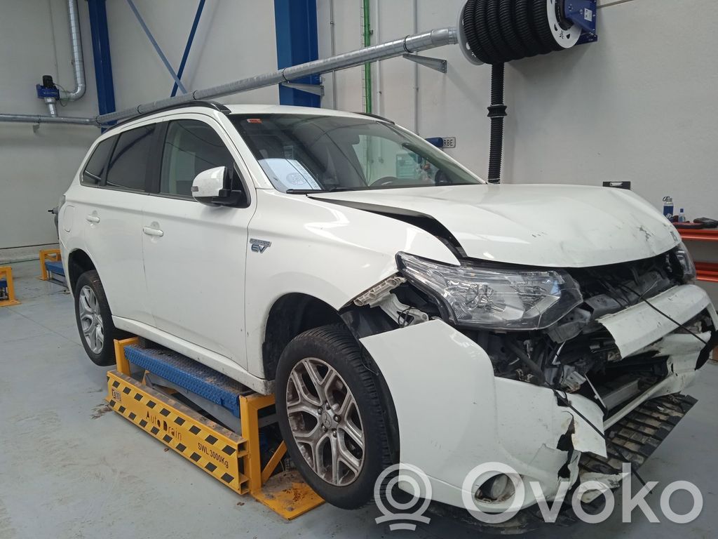Outlander Outlander  8301C463