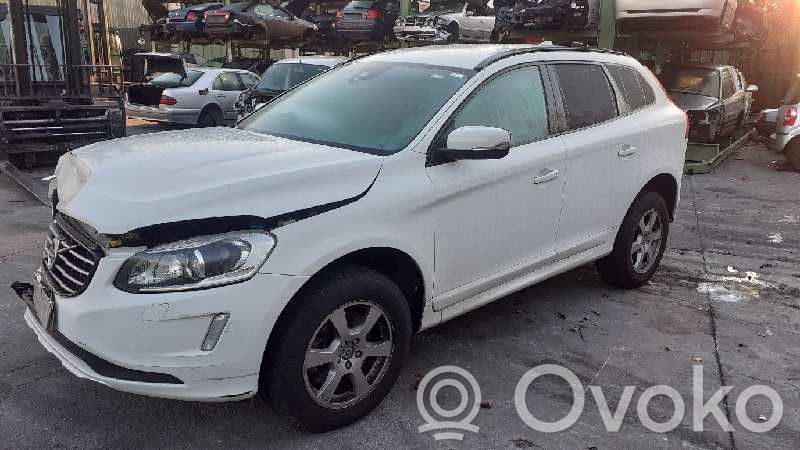XC60 XC60  31443840