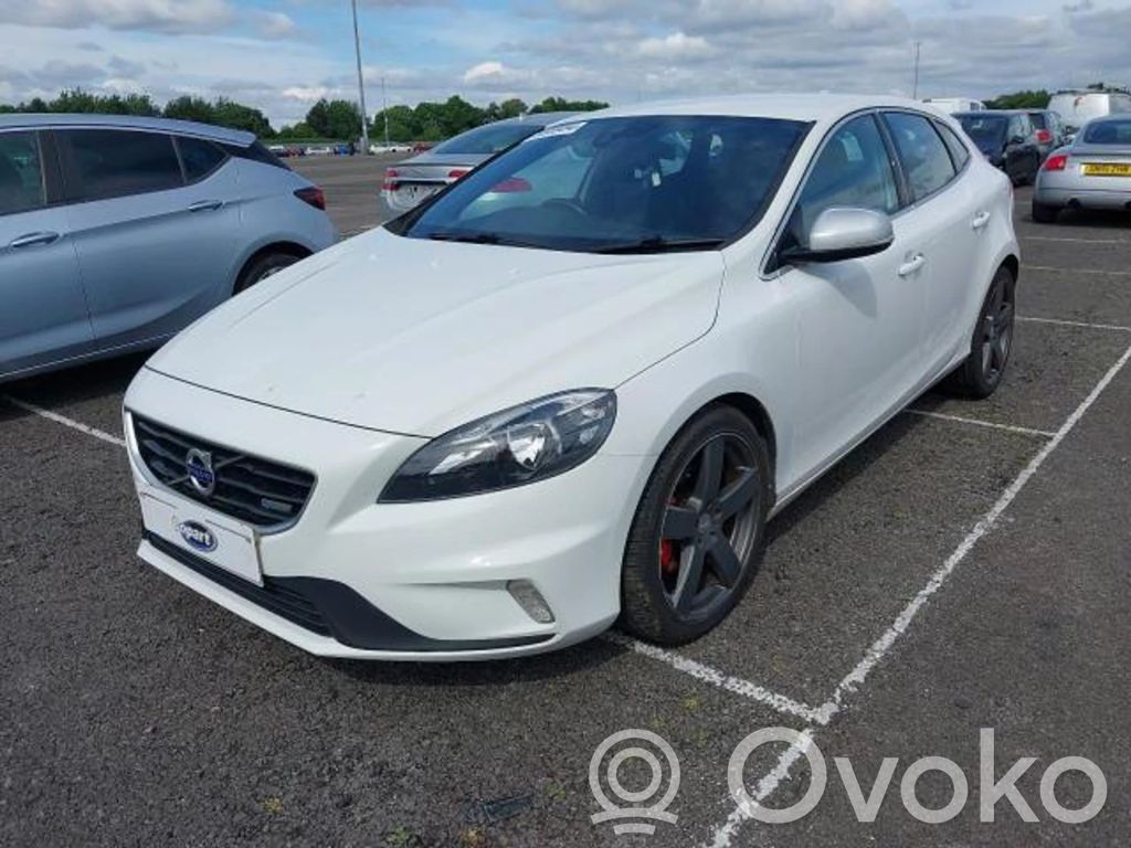 V40 S40, V40  32301800