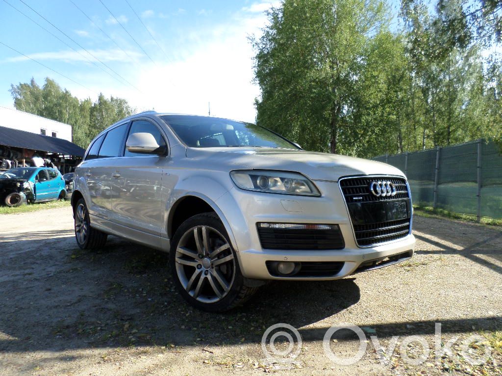 Q7 4L Q7  KHV