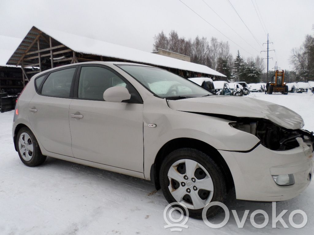 i30 i30  770032R210