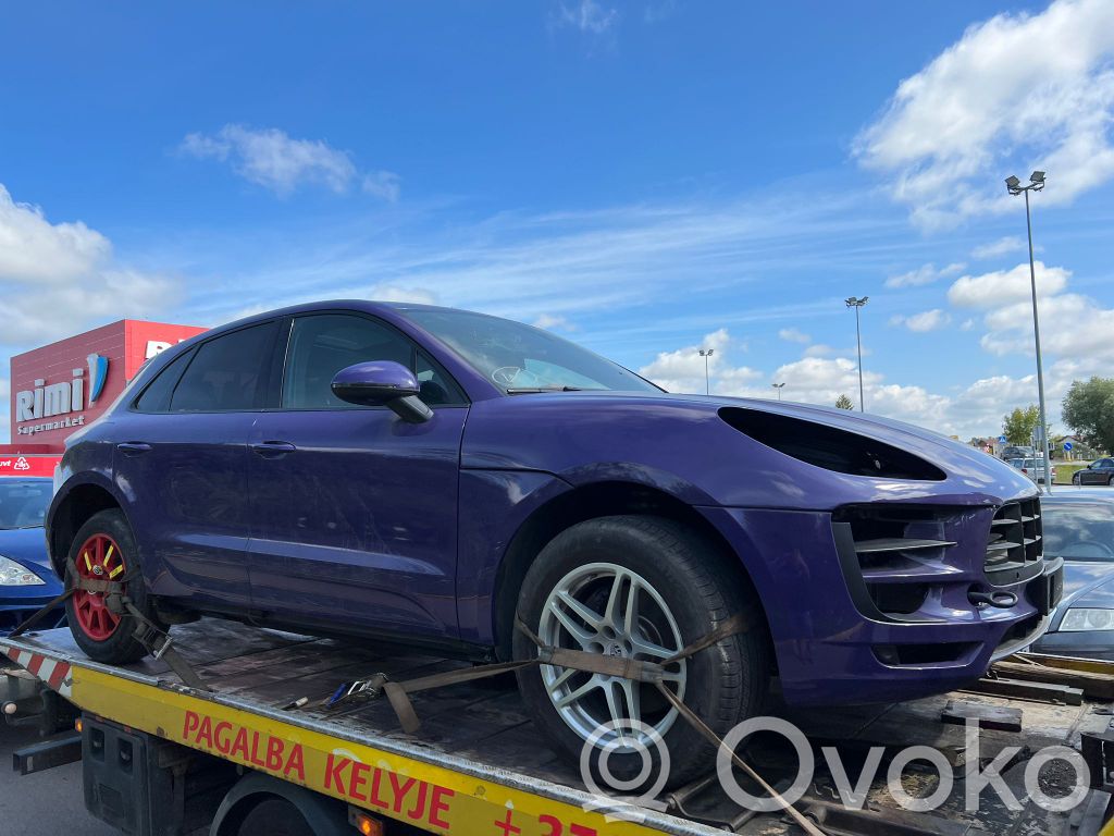 Macan (95B) Macan  8K0973802