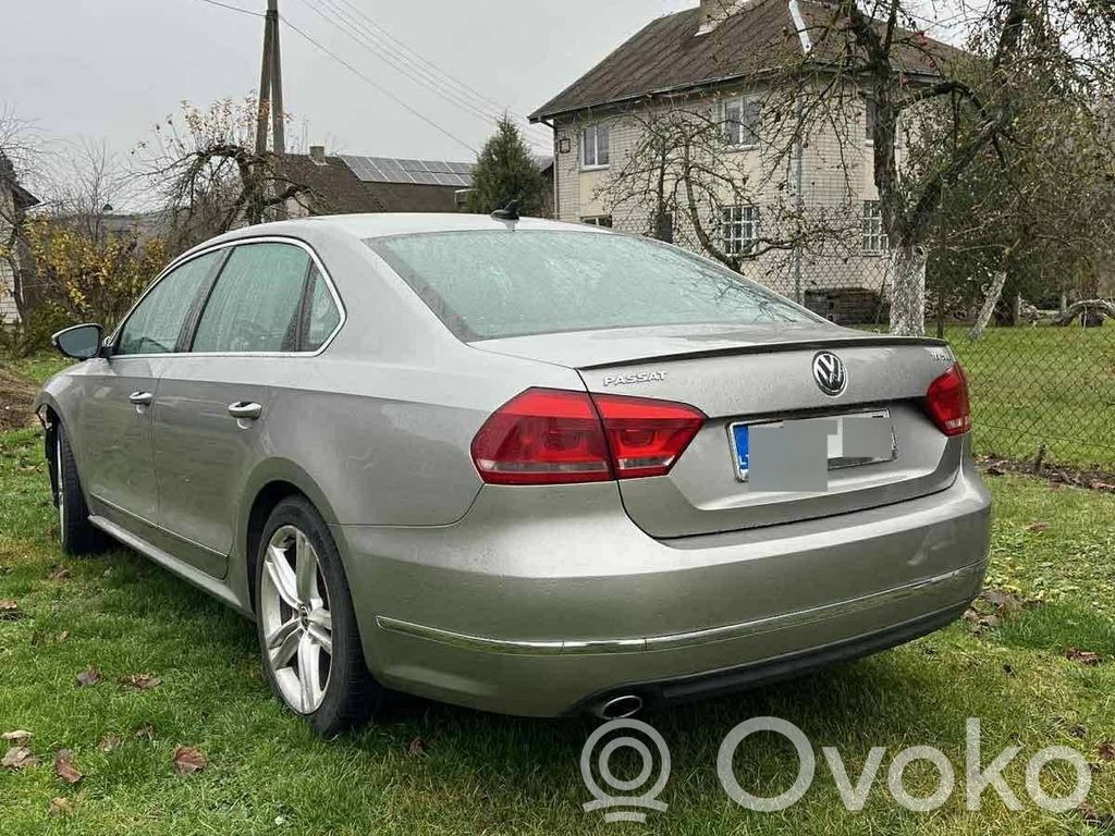 PASSAT B7 USA Passat  561131878B