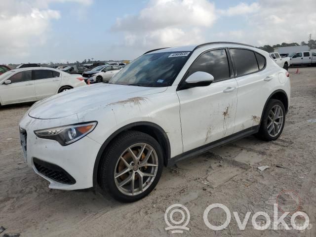 Stelvio Stelvio  00505515100