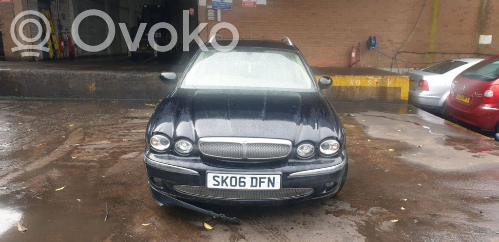 Jaguar X-Type