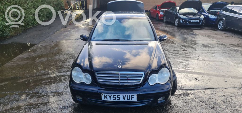 Mercedes-Benz C W203