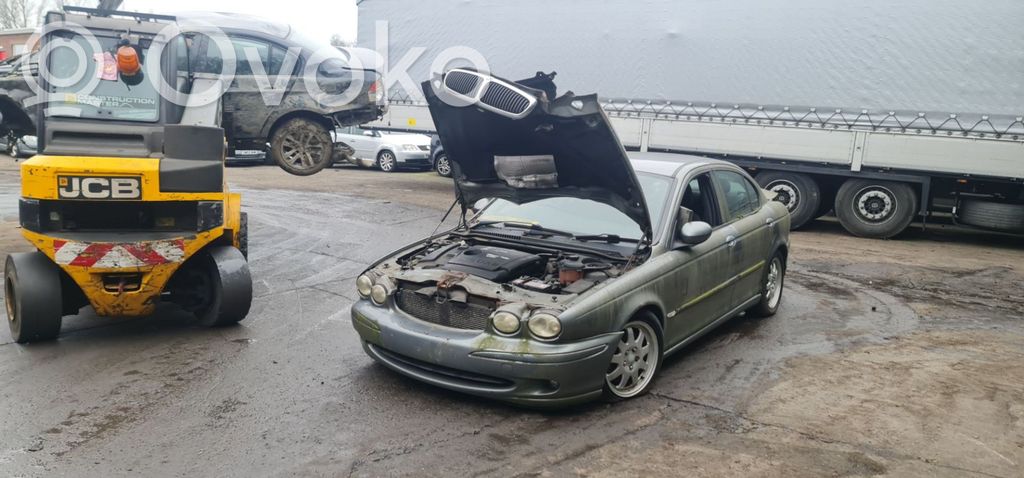 Jaguar X-Type