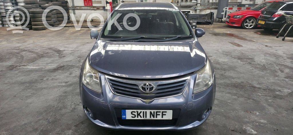 Toyota Avensis T270