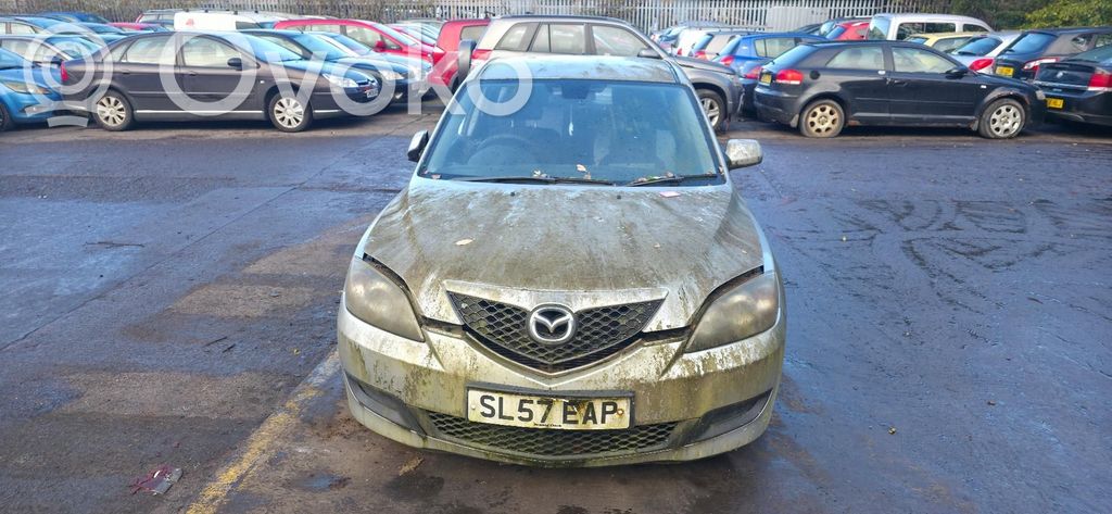 Mazda 3 I