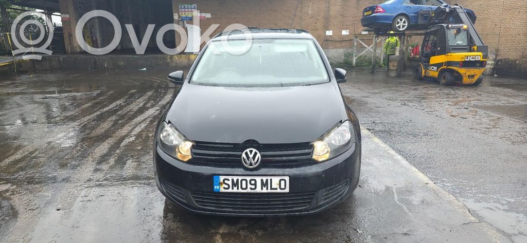 Volkswagen Golf VI