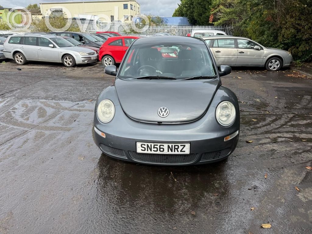 Volkswagen New Beetle