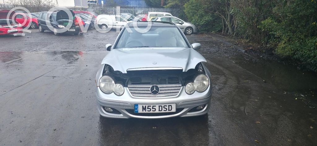 Mercedes-Benz C W203