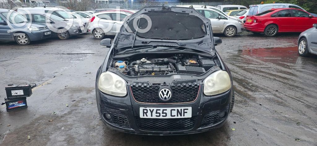 Volkswagen Golf V