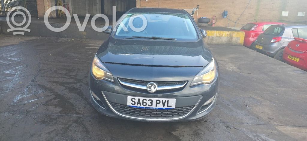 Opel Astra J