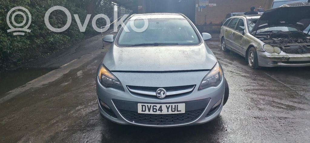 Opel Astra J
