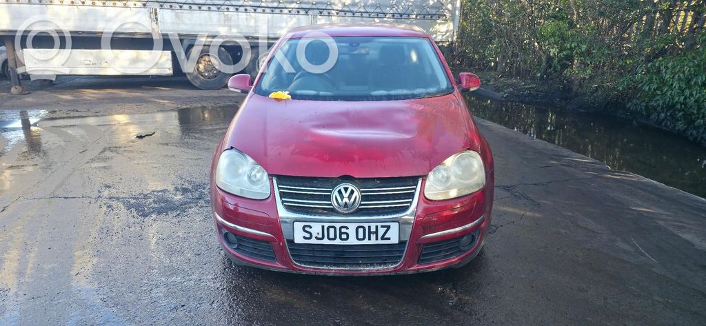Volkswagen Jetta V