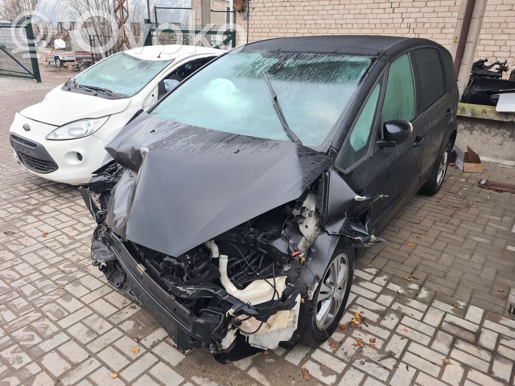 Фото разобранного автомобиля