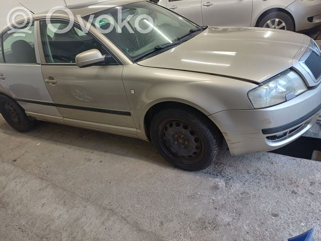 Superb B5 (3U) Superb  059145806