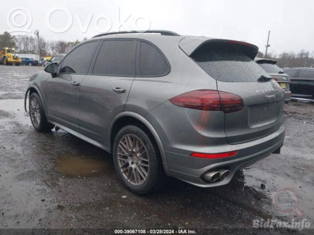 Cayenne (92A) Cayenne  1030621