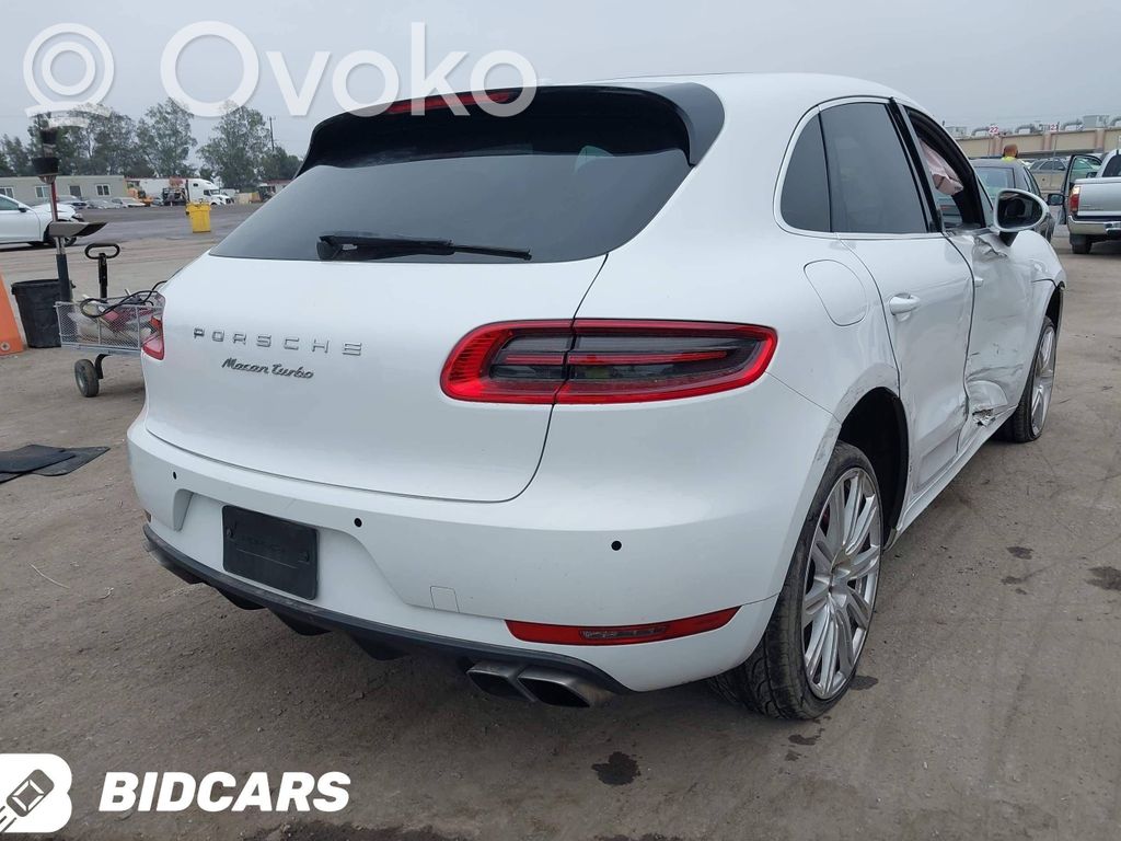 Macan (95B) Macan  7PP907357H