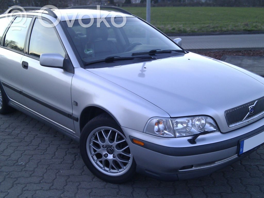 S40, V40 S40, V40