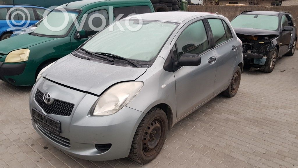 Yaris Yaris