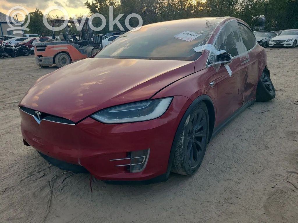 Model X Tesla Model X  112052000B