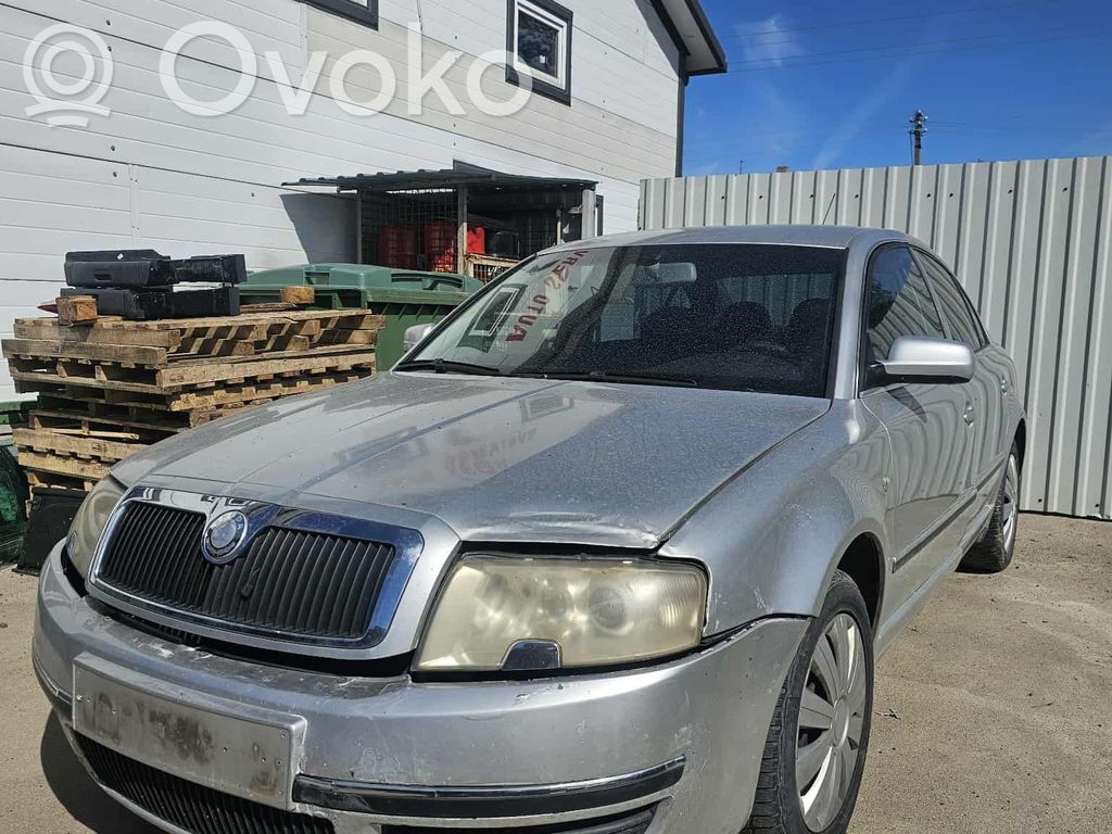 Superb B5 (3U) Superb  059129713AA
