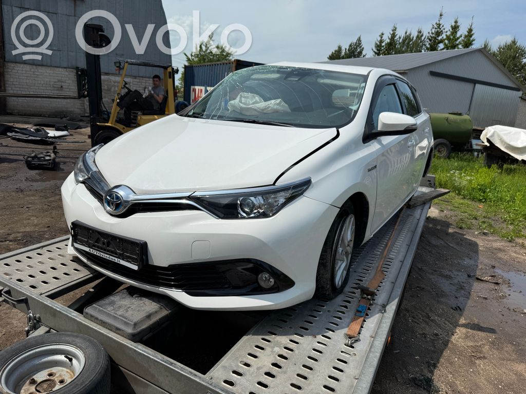 Auris E180 Auris  X2ZRW22U