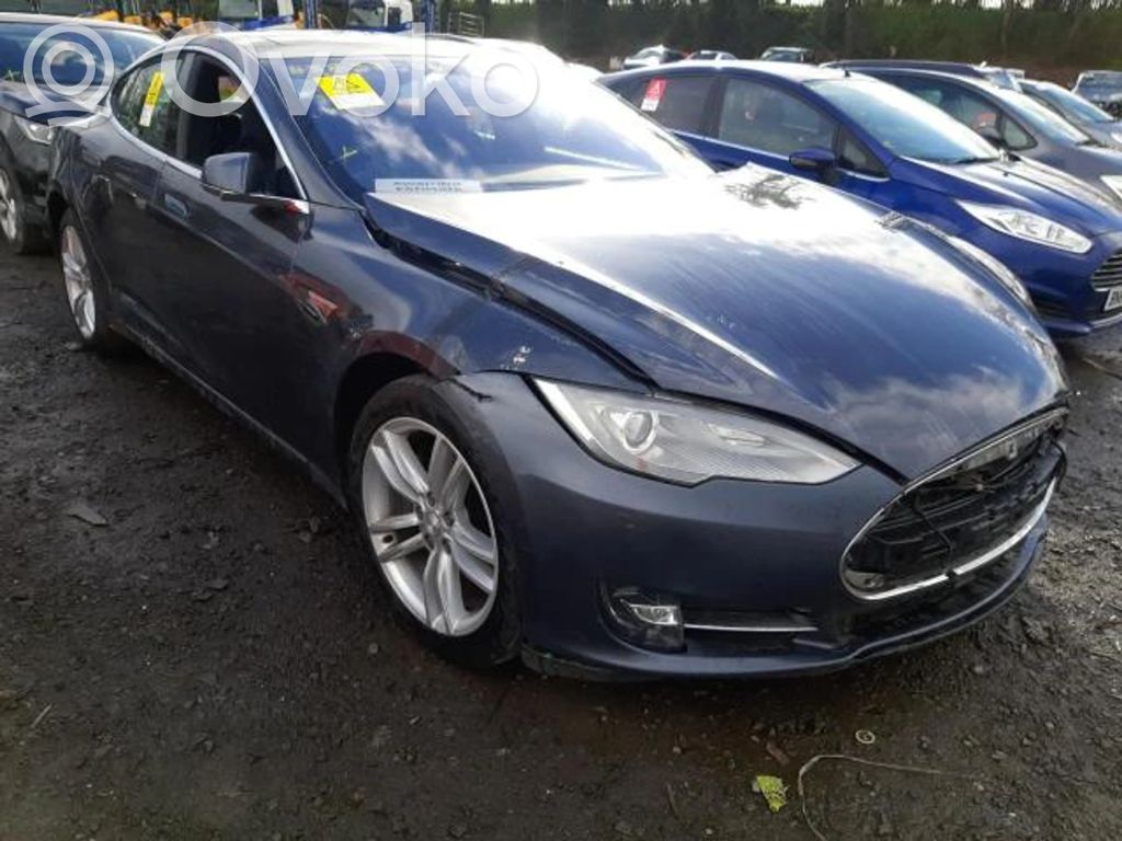 Model S Tesla Model S