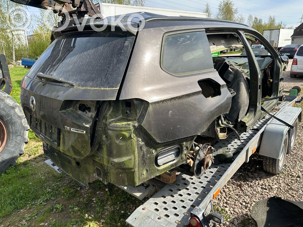 PASSAT B8 Passat  3G0839113