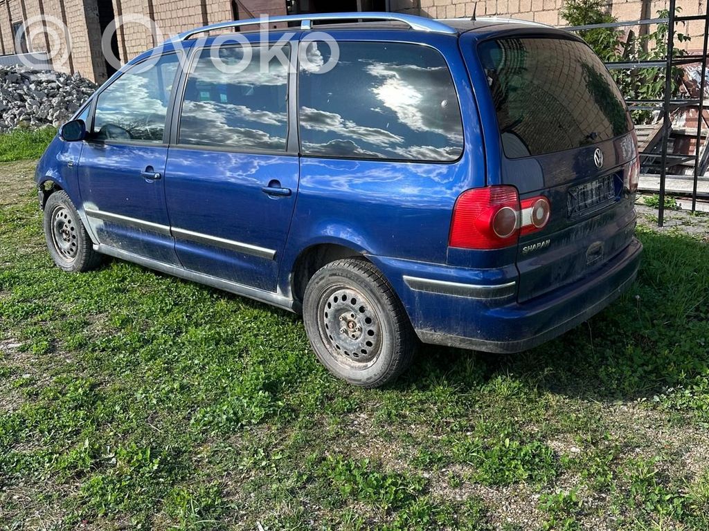 Sharan Sharan  7M3927134