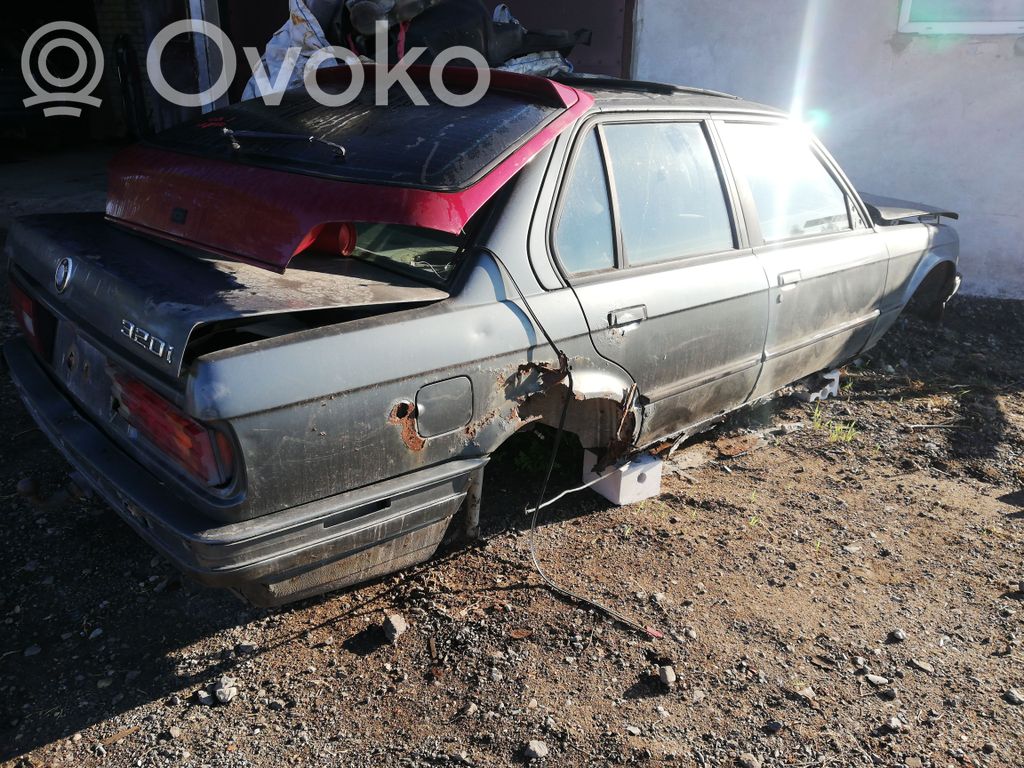3 E30 Series 3  1884350