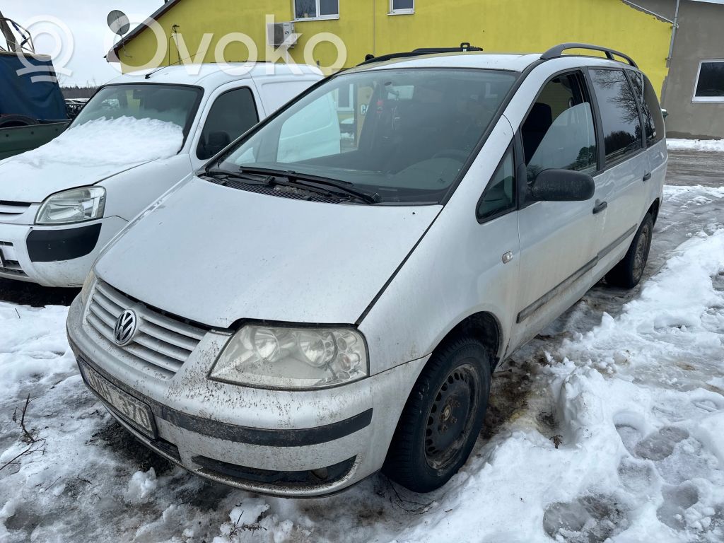 Sharan Sharan  7M3807221