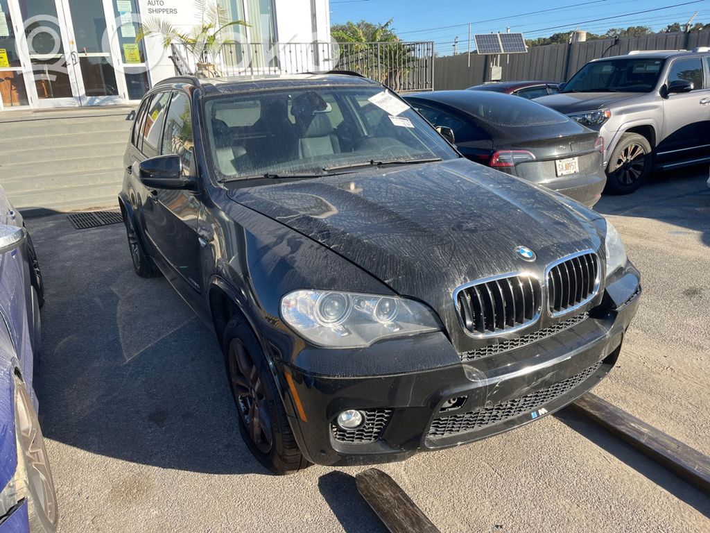 X5 E70 X5  9237656