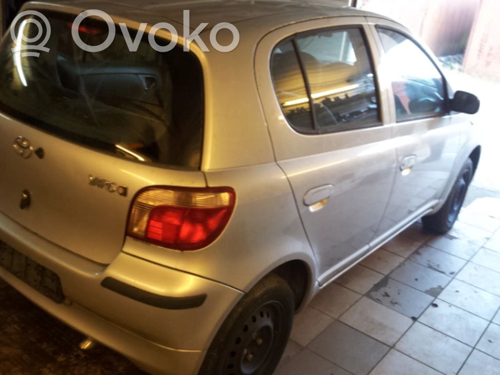 Yaris Yaris  8946552020