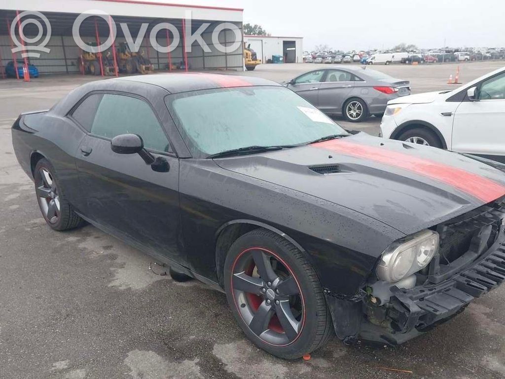 Challenger Challenger  05064908AA