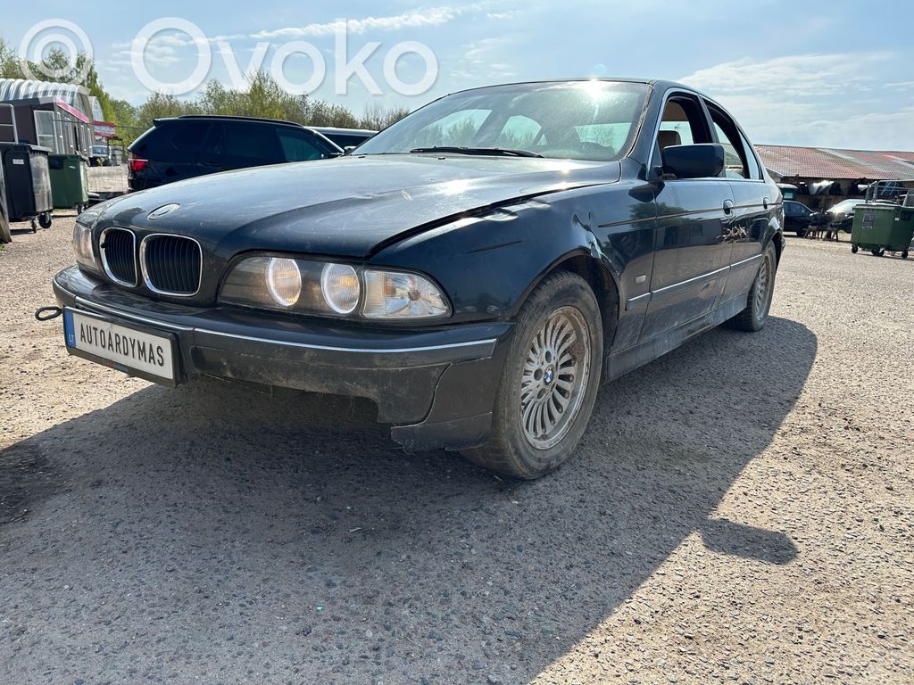 5 E39 Series 5  8384505
