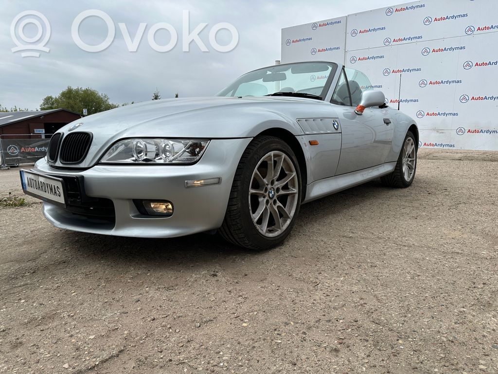 Z3 E36 Z3  8401079