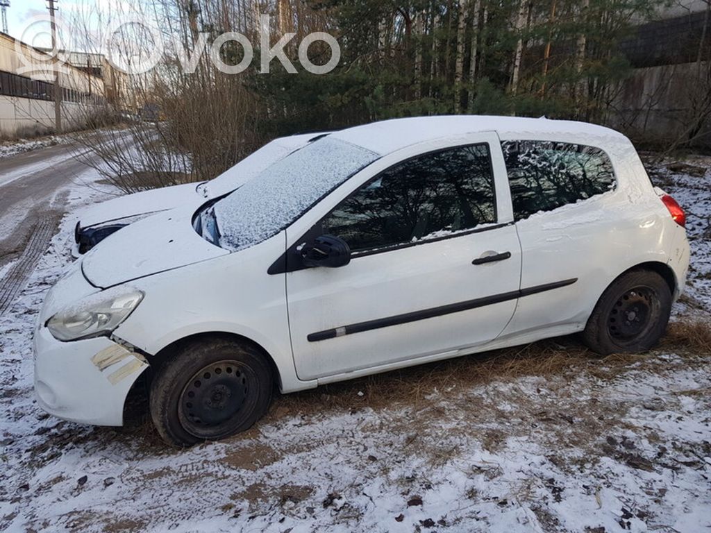 Clio III Clio  8200565645A