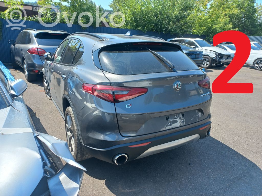 Stelvio Stelvio  252256