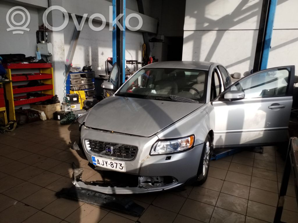 S40 S40, V40  31278214