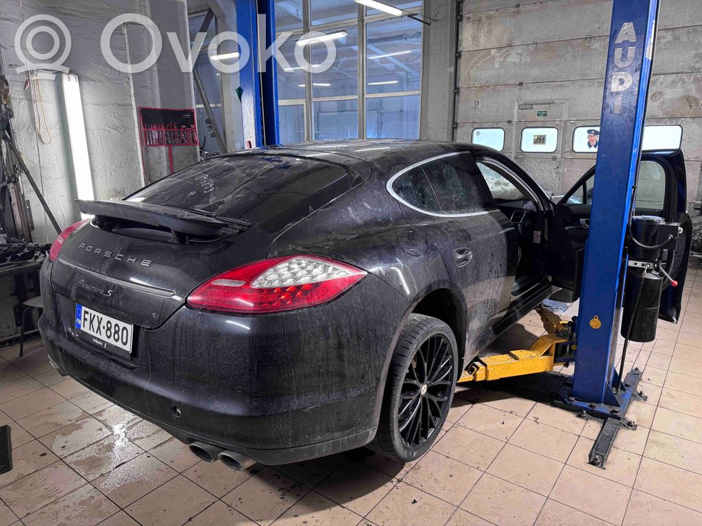 Panamera (970) Panamera  05E906262C